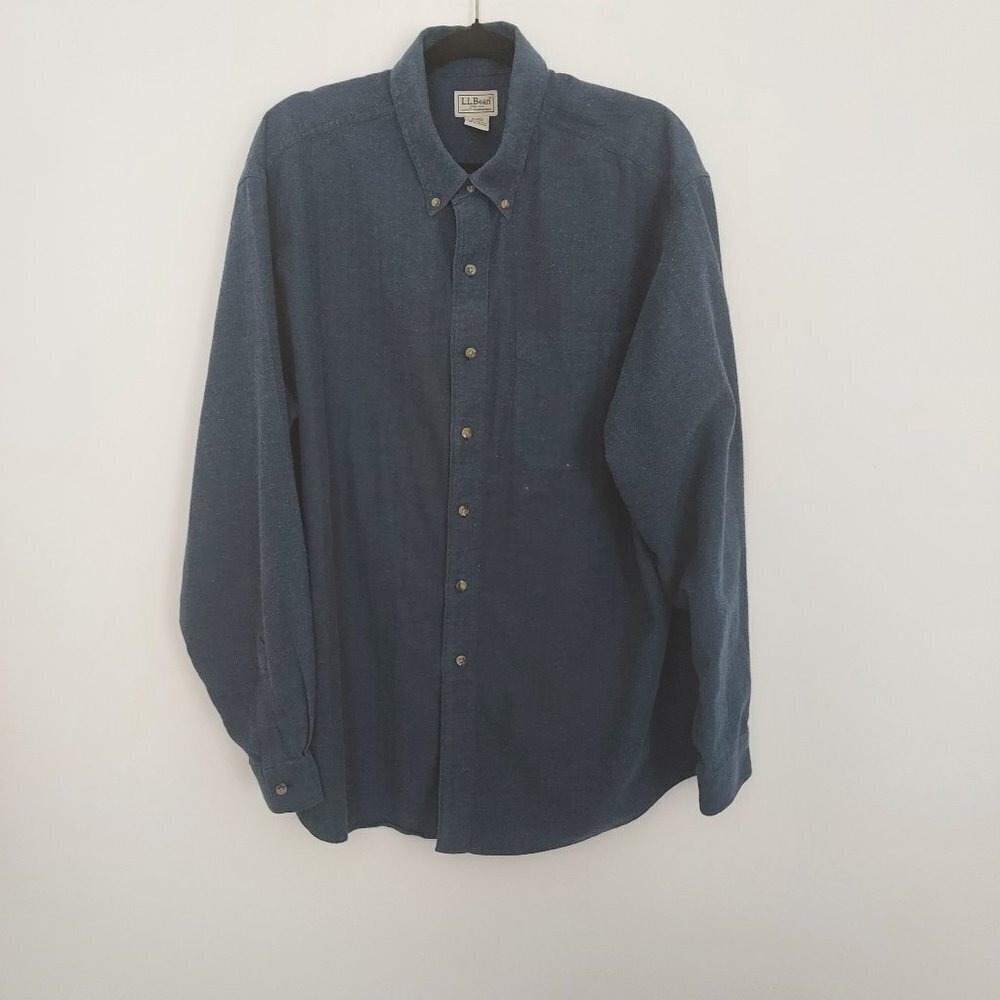 L.L.Bean 100% Cotton Button Down Long Sleeve Blue Shirt